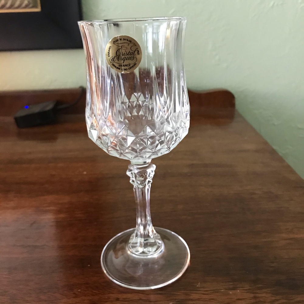 Set of 4 genuine lead crystal wine glasses